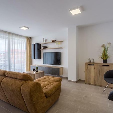 Pure Relax Appartement Malinska Buitenkant foto